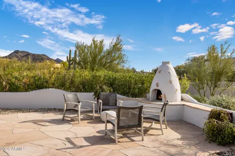 $1,600,000 | 9349 East Calle De Valle Drive, Scottsdale, AZ 85255