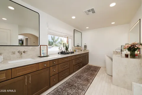 $1,750,000 | 9349 East Calle De Valle Drive, Scottsdale, AZ 85255