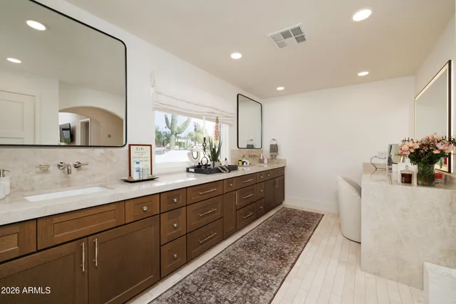 $1,750,000 | 9349 East Calle De Valle Drive, Scottsdale, AZ 85255