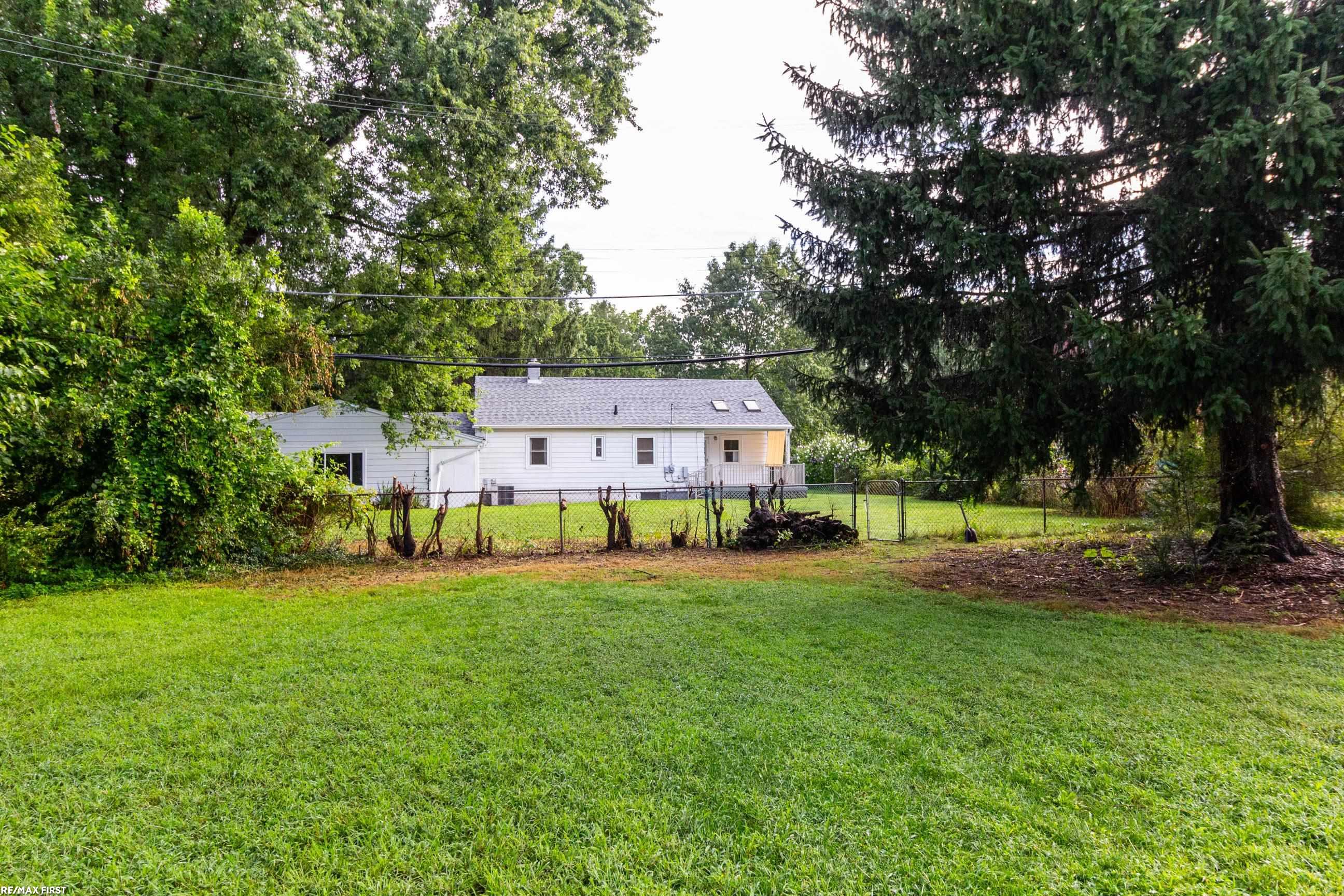 3880 24 Mile Road Utica, MI 48316 - Photo 10 of 43 50146887-dfff4684-f008-42b6-aa2f-fc4ceae51fd2.JPG