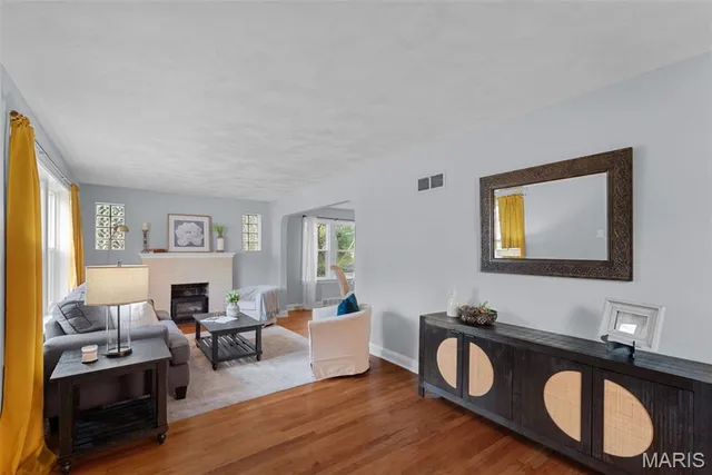 $269,500 | 7342 Dale Avenue, Richmond Heights, MO 63117