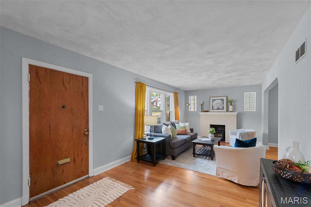 7342 Dale Avenue Richmond Heights, MO 63117 - Photo 5 of 28