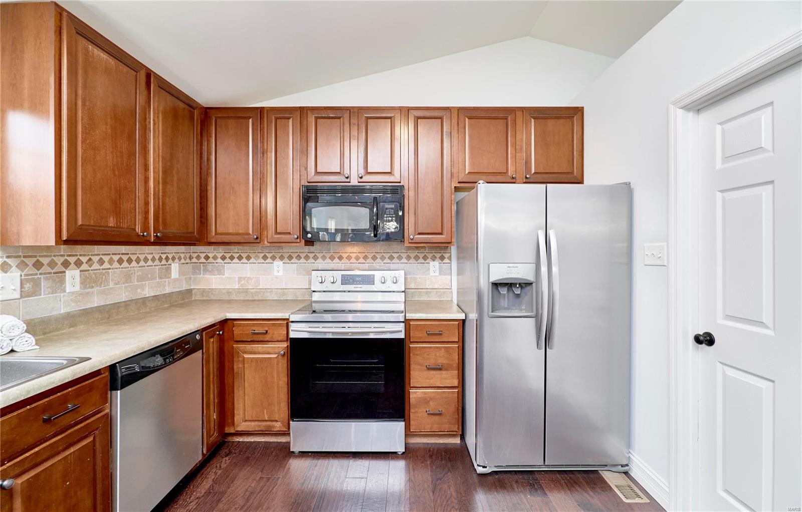 224 Red Leaf Way Wright City, MO 63390 - Photo 17 of 67