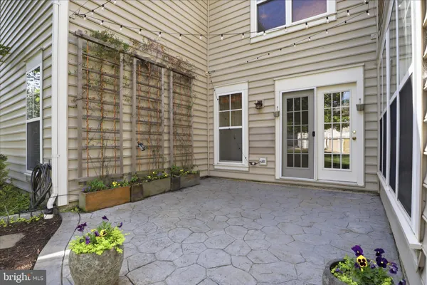 $4,200 | 9157 Stonegarden Drive, Lorton, VA 22079