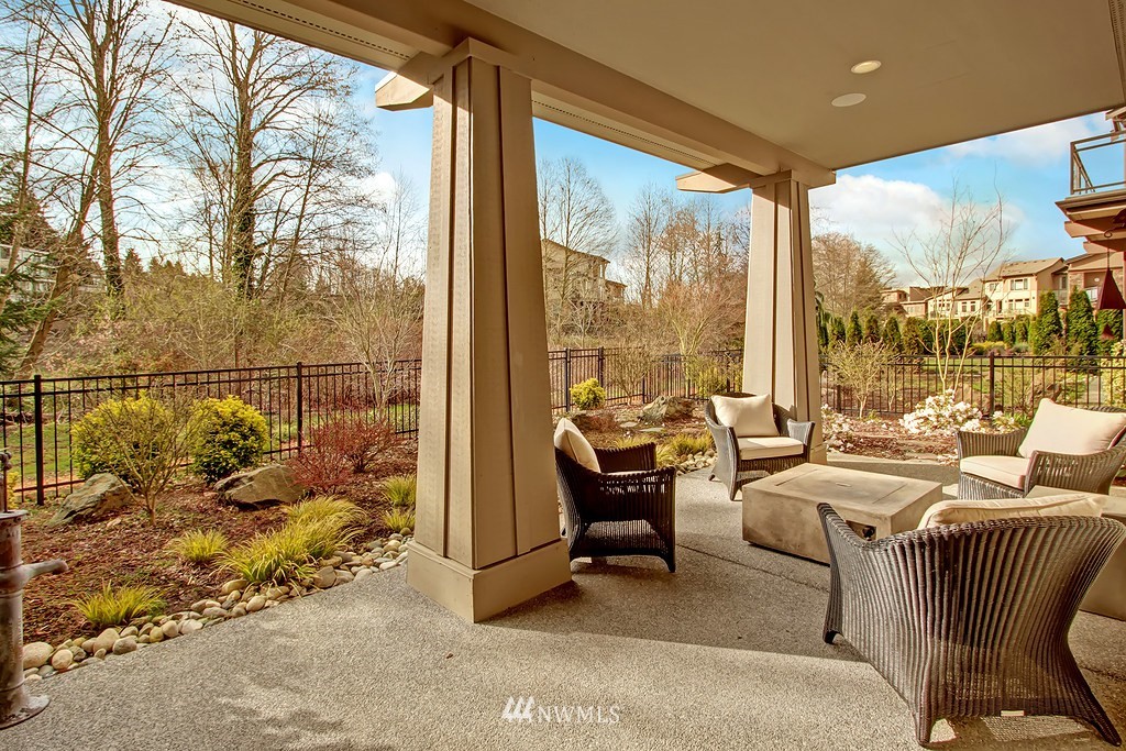 1111 North 41st Place Renton, WA 98056 - Photo 15 of 22