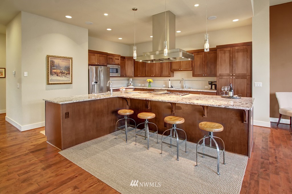1111 North 41st Place Renton, WA 98056 - Photo 5 of 22