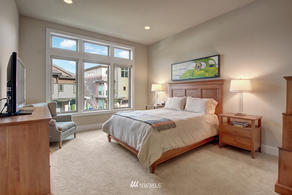 1111 North 41st Place Renton, WA 98056 - Photo 9 of 22
