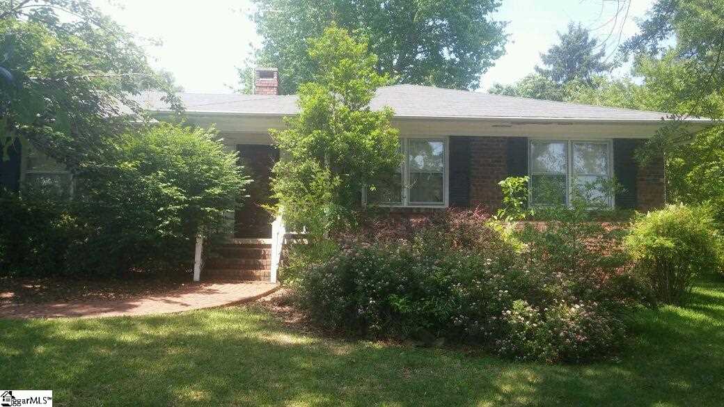 204 Chestnut Avenue Greer, SC 29651 - Photo 1 of 11 Gallery Image 1