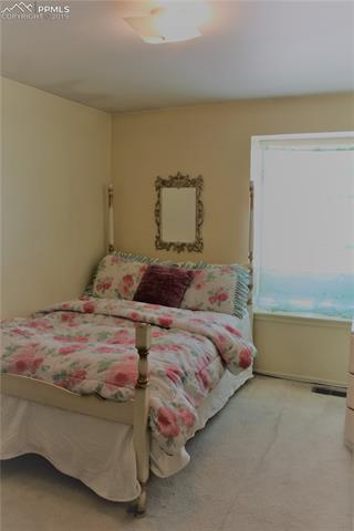 309 South Chelton Road Colorado Springs, CO 80910 - Photo 9 of 19 Gallery Image 9