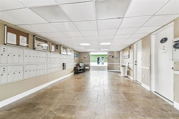 $349,900 | 464 North Paula Drive, Unit 221, Dunedin, FL 34698