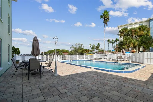 $349,900 | 464 North Paula Drive, Unit 221, Dunedin, FL 34698