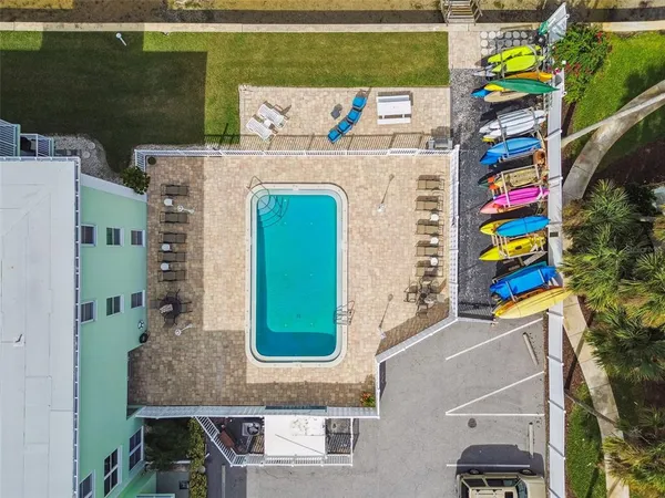 $349,900 | 464 North Paula Drive, Unit 221, Dunedin, FL 34698