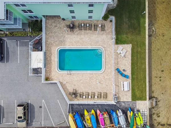 $349,900 | 464 North Paula Drive, Unit 221, Dunedin, FL 34698
