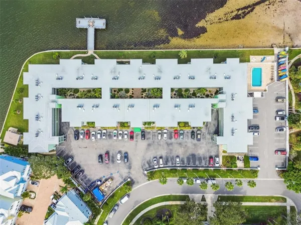 $349,900 | 464 North Paula Drive, Unit 221, Dunedin, FL 34698