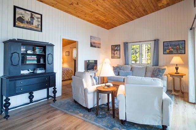 $2,495,000 | 17 Bayberry Lane, Tremont, ME 04612
