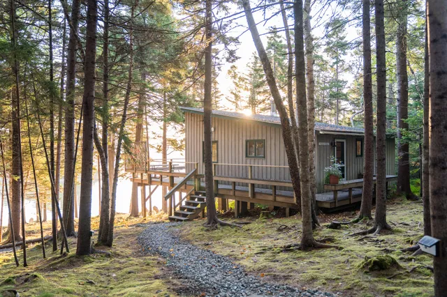 $2,495,000 | 17 Bayberry Lane, Tremont, ME 04612