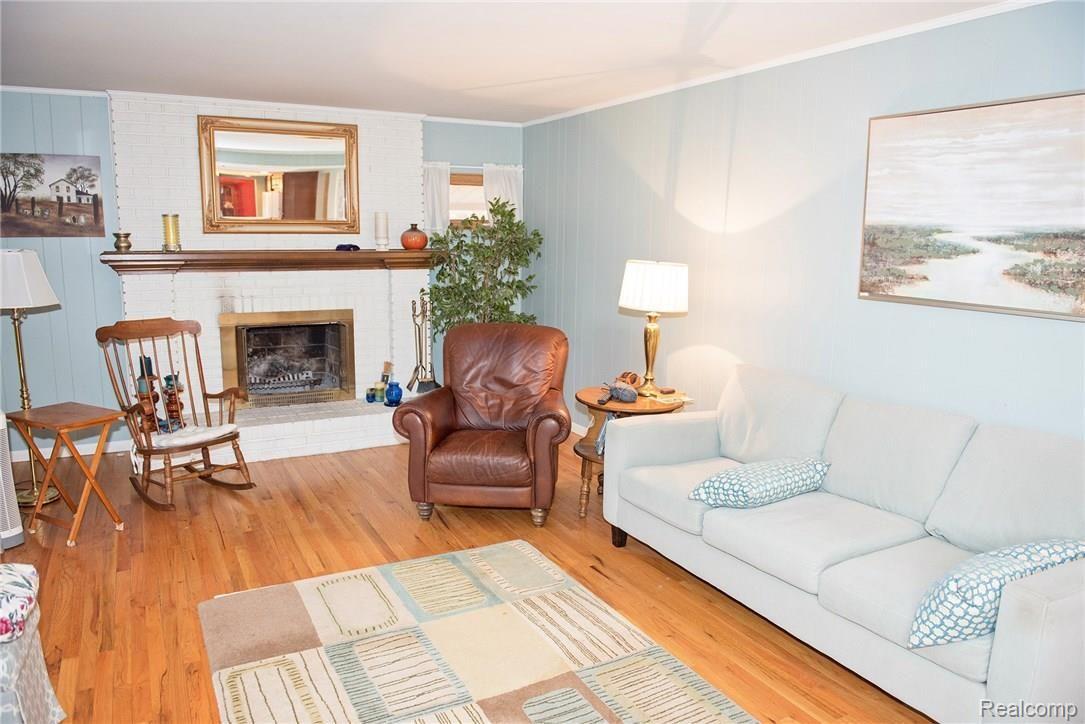 18360 Levan Road Livonia, MI 48152 - Photo 13 of 51 Levan13.jpg