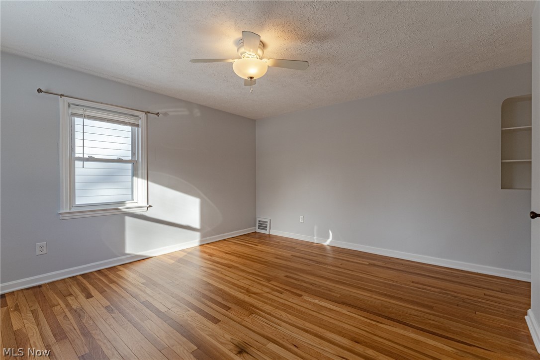 3549 Boynton Road Cleveland Heights, OH 44121 - Photo 19 of 32