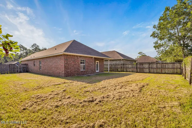 $2,000 | 13727 Fox Hill Drive, Gulfport, MS 39503