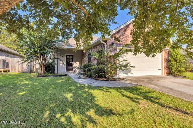 $2,000 | 13727 Fox Hill Drive, Gulfport, MS 39503