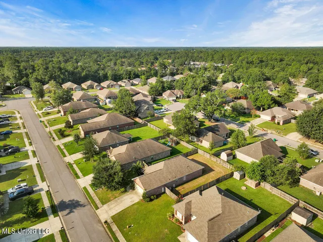 $2,000 | 13727 Fox Hill Drive, Gulfport, MS 39503