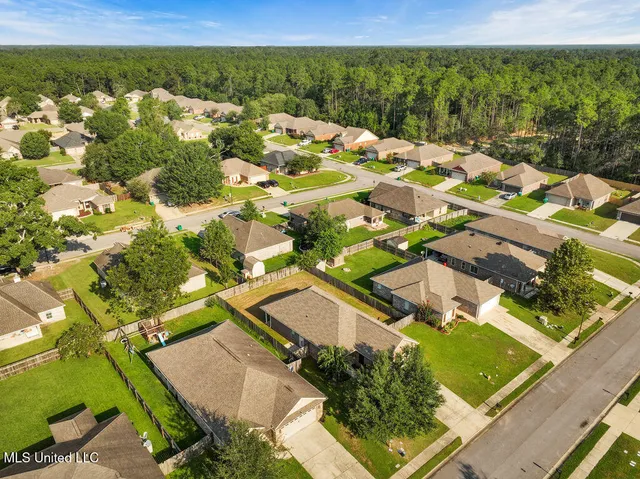 $2,000 | 13727 Fox Hill Drive, Gulfport, MS 39503