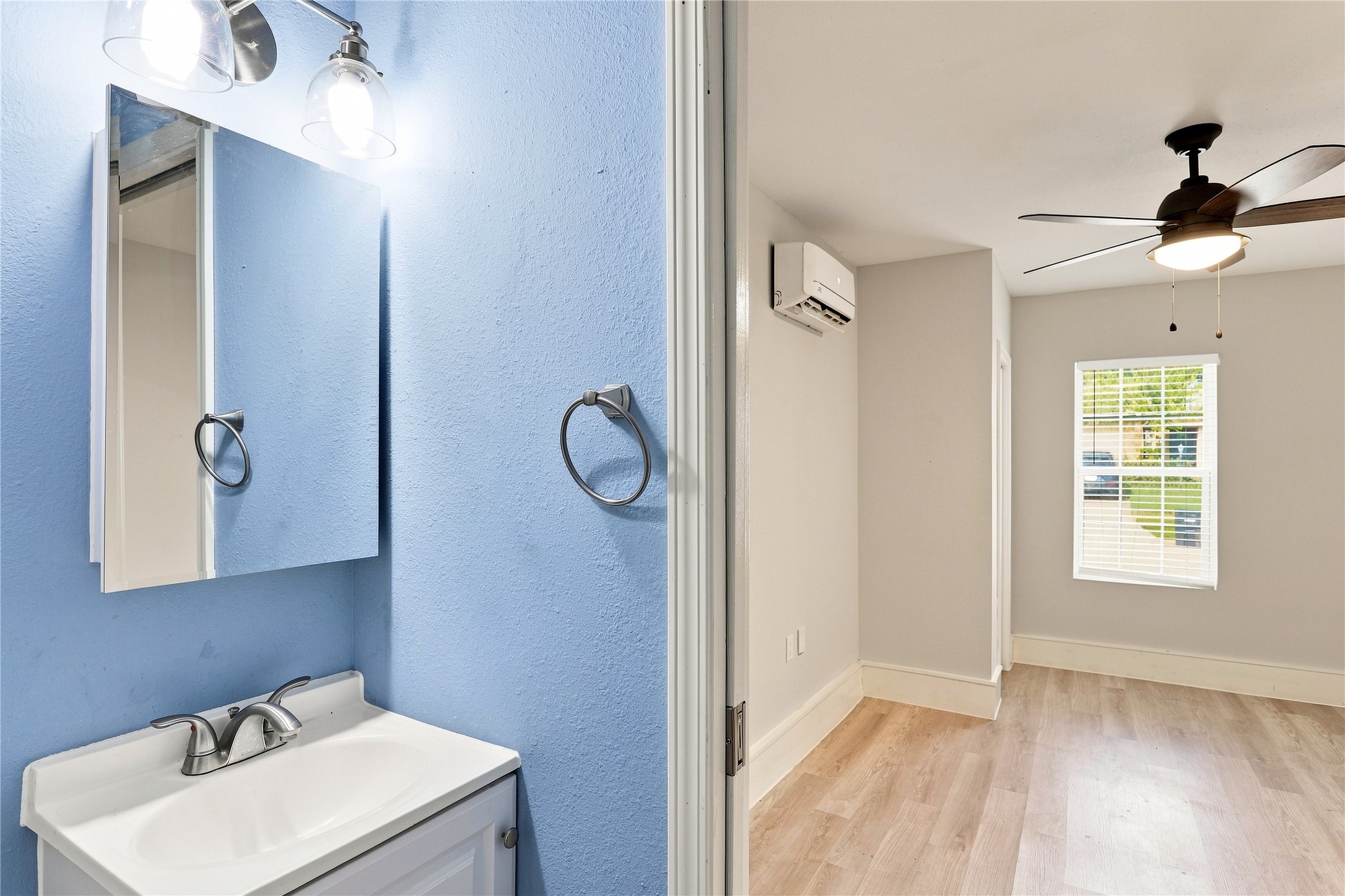 22906 Sherioaks Lane Spring, TX 77389 - Photo 13 of 25 Gallery Image 13
