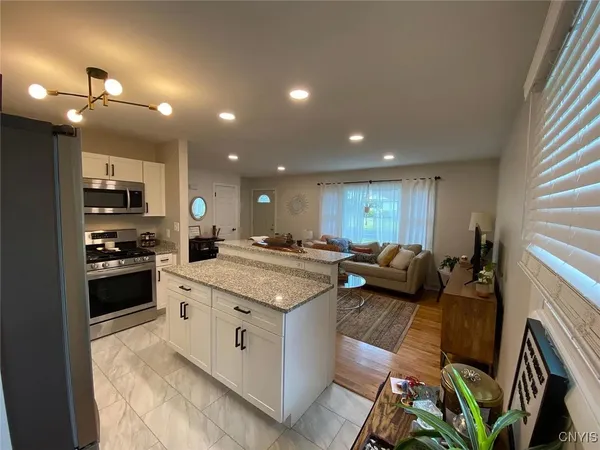 $2,200 | 1318 Ashton Road, Utica, NY 13502