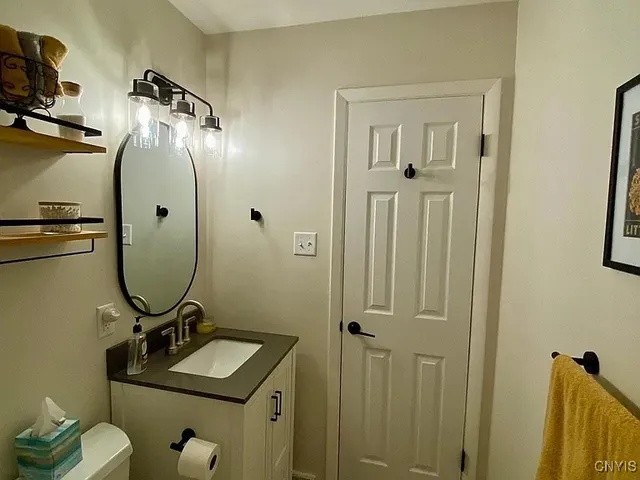 $2,200 | 1318 Ashton Road, Utica, NY 13502