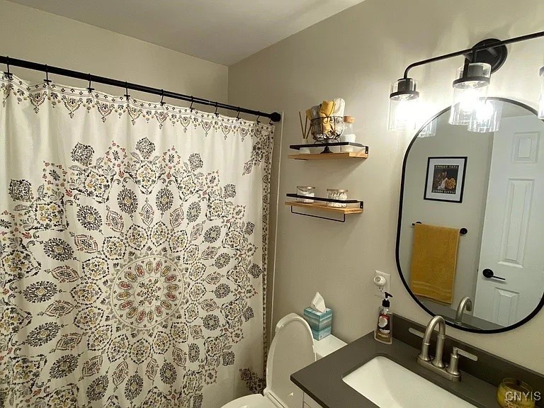 1318 Ashton Road Utica, NY 13502 - Photo 6 of 13