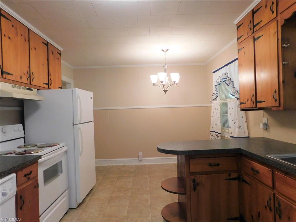 1718 Burch Bridge Road Burlington, NC 27217 - Photo 7 of 18 Gallery Image 7