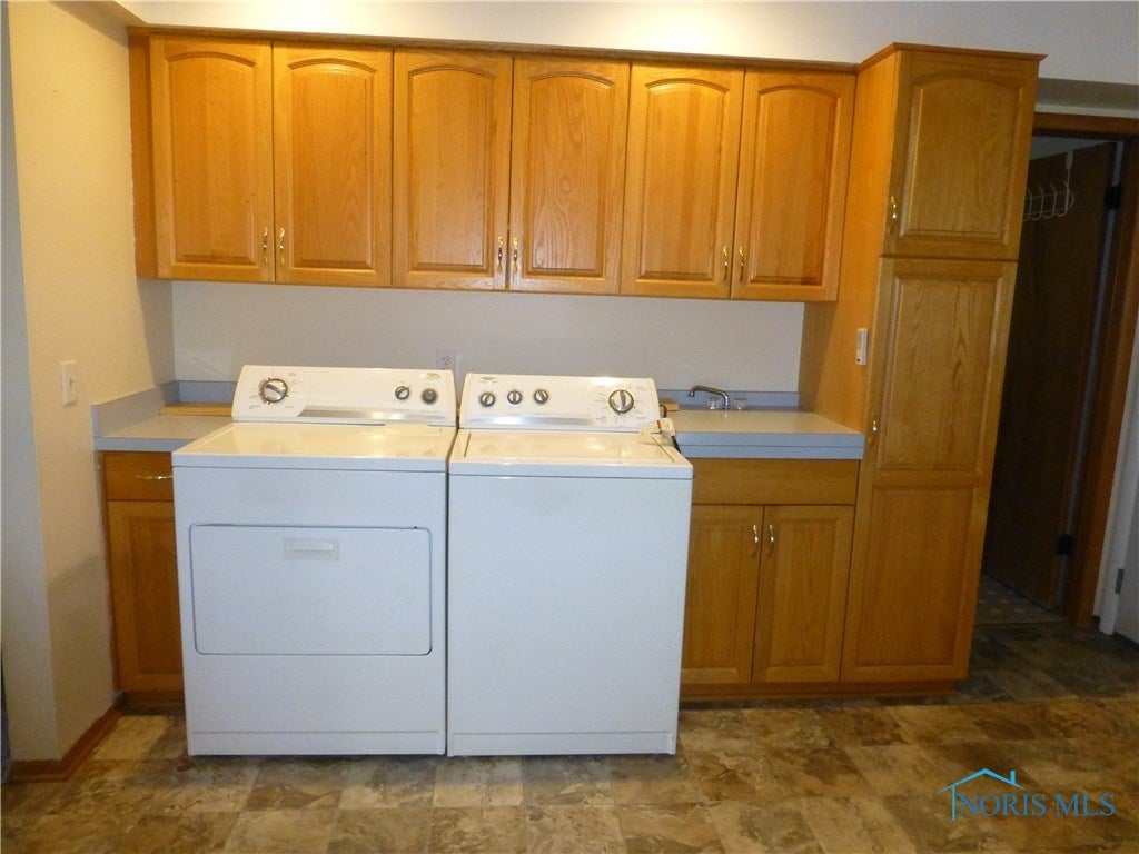 5714 Bennett Road Toledo, OH 43612 - Photo 4 of 18 Gallery Image 4