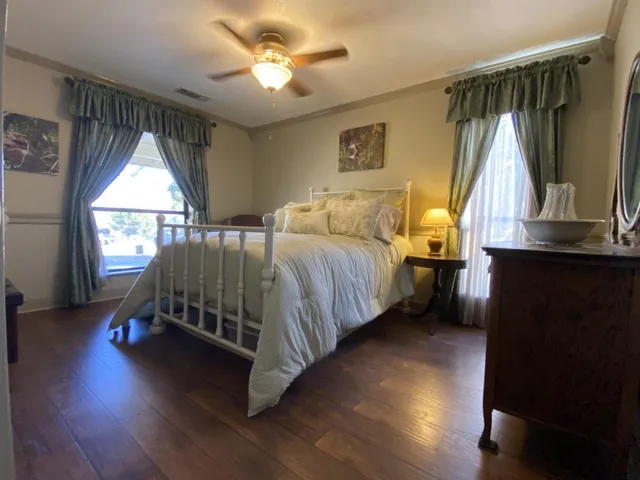 $589,999 | 20746 Hidden Lake Boulevard, Friant, CA 93626