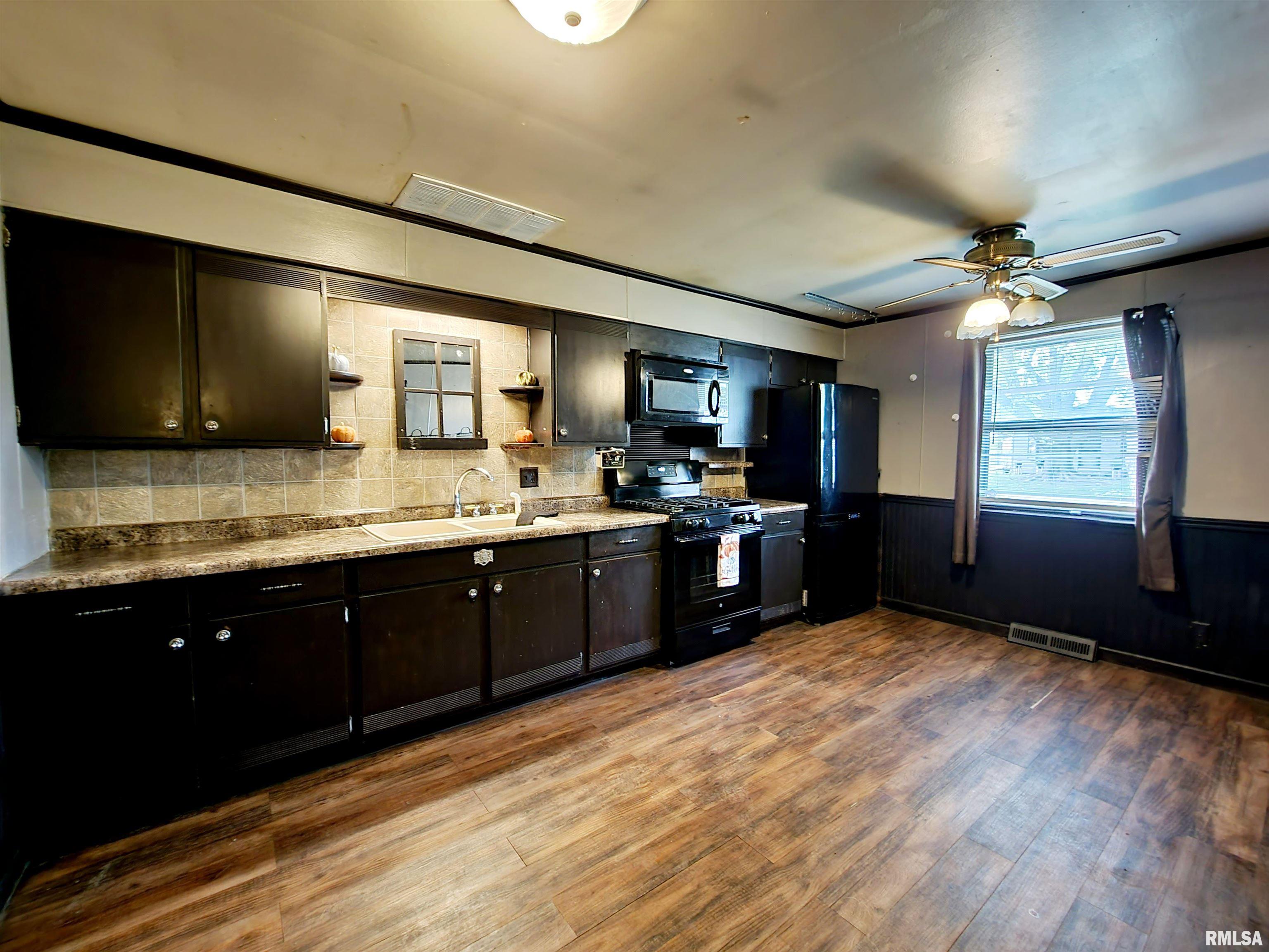 110 Durant Street Morton, IL 61550 - Photo 14 of 35