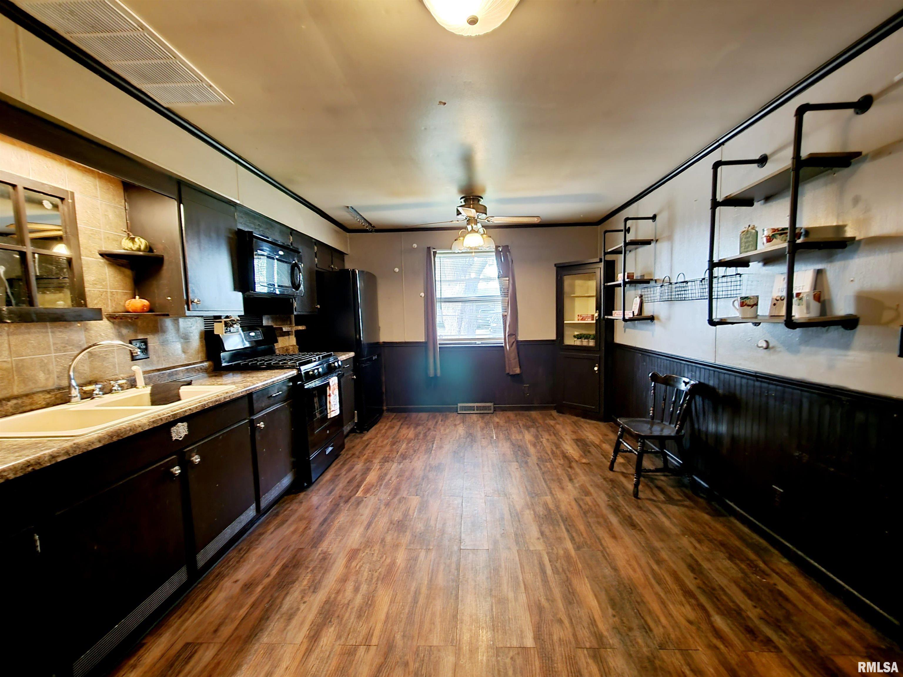 110 Durant Street Morton, IL 61550 - Photo 10 of 35