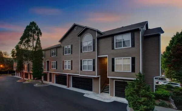 $1,258 | 7150 Peachtree Dunwoody Road, Unit 1029, Atlanta, GA 30328