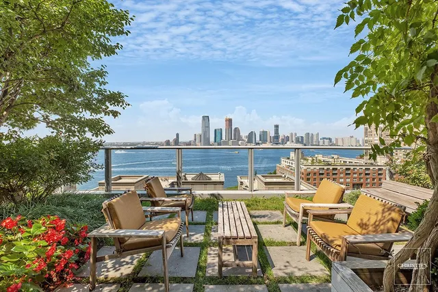 $6,650,000 | 70 Little West Street, Unit 33E | Battery Park City