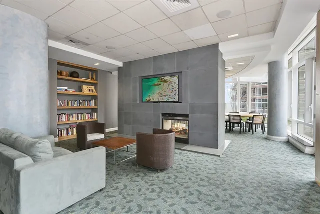 $6,650,000 | 70 Little West Street, Unit 33E | Battery Park City