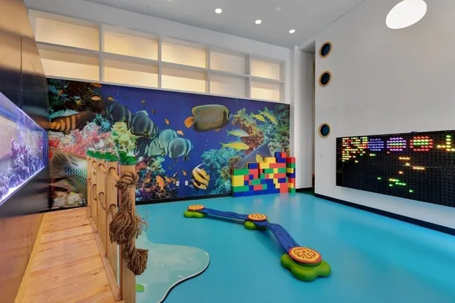 $6,650,000 | 70 Little West Street, Unit 33E | Battery Park City