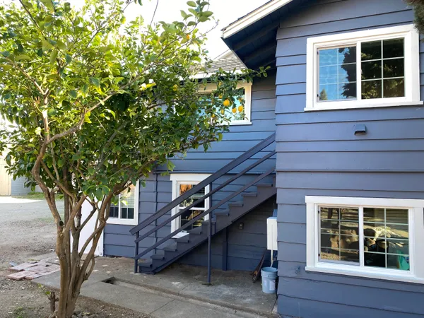 $425,000 | 1129 Magnolia Avenue, Redding, CA 96001