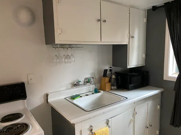 $425,000 | 1129 Magnolia Avenue, Redding, CA 96001
