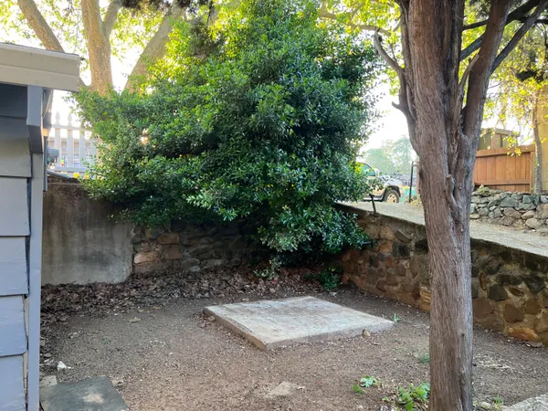 $425,000 | 1129 Magnolia Avenue, Redding, CA 96001