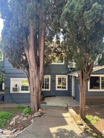 $425,000 | 1129 Magnolia Avenue, Redding, CA 96001