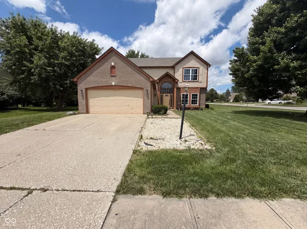 $320,000 | 3502 Waterstone Drive, Indianapolis, IN 46268