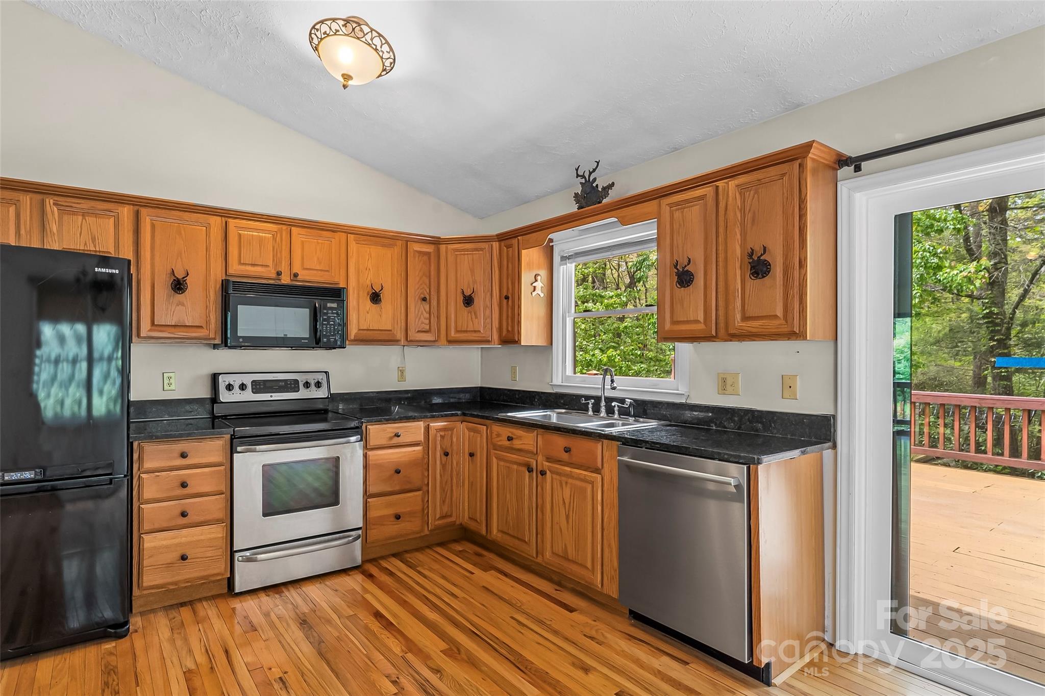 6562 Gingercake Road Newland, NC 28657 - Photo 14 of 39 Gallery Image 14