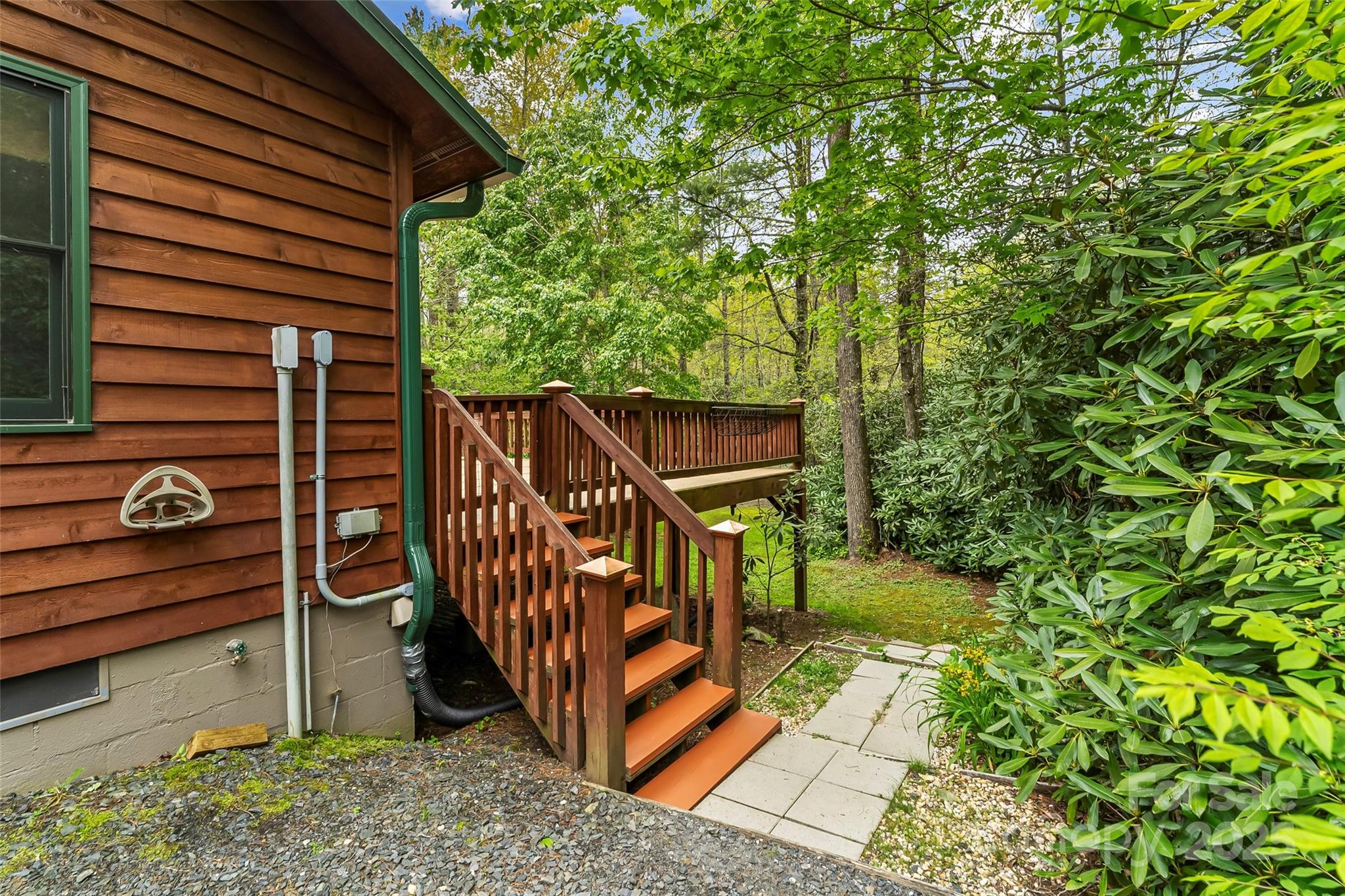 6562 Gingercake Road Newland, NC 28657 - Photo 29 of 39 Gallery Image 29