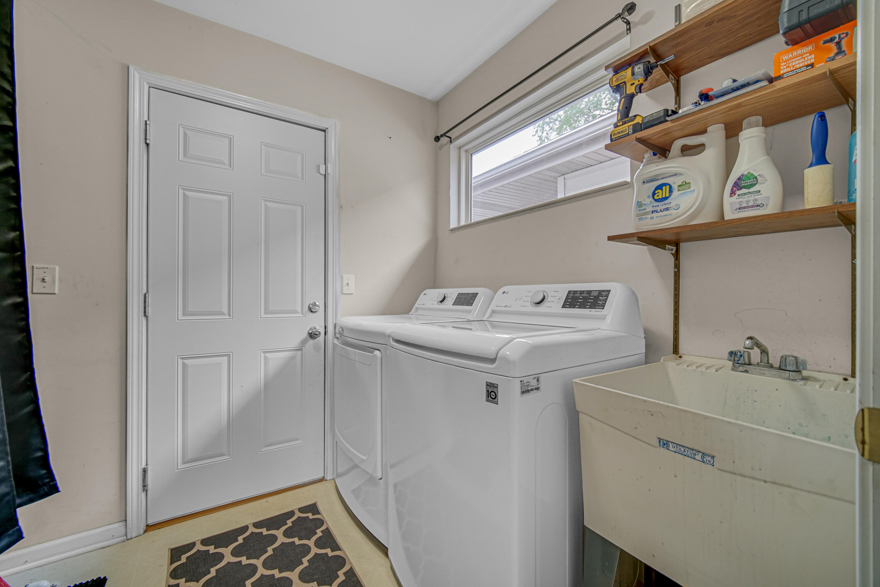 11130 Allendale Court Crown Point, IN 46307 - Photo 18 of 21 a utility room with dryer and washer