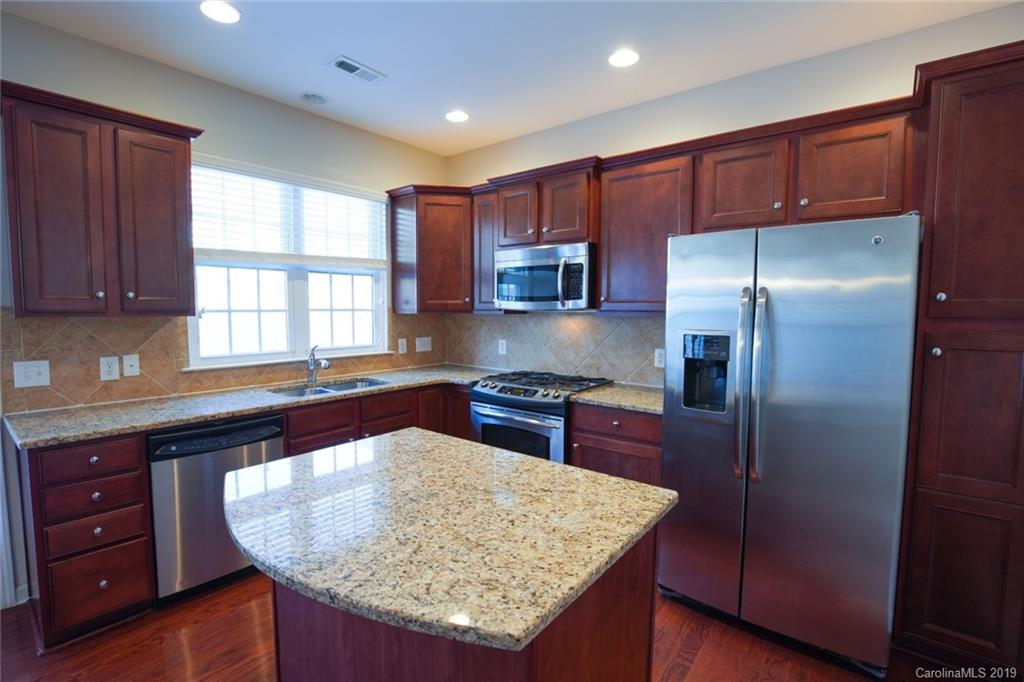 812 Granby Drive Fort Mill, SC 29708 - Photo 7 of 21 Gallery Image 7