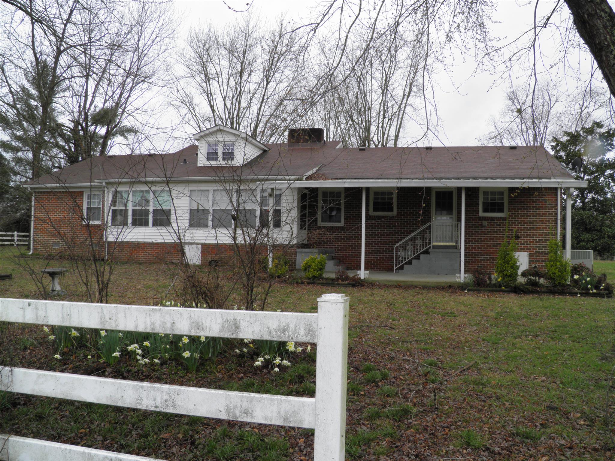 1212 Howell Road Hillsboro, TN 37342 - Photo 27 of 29 Gallery Image 27