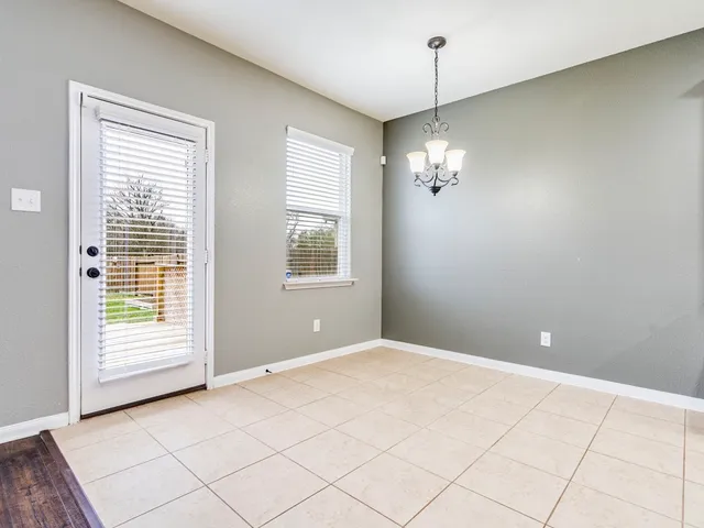 $1,899 | 216 Isabel Lane, Kyle, TX 78640